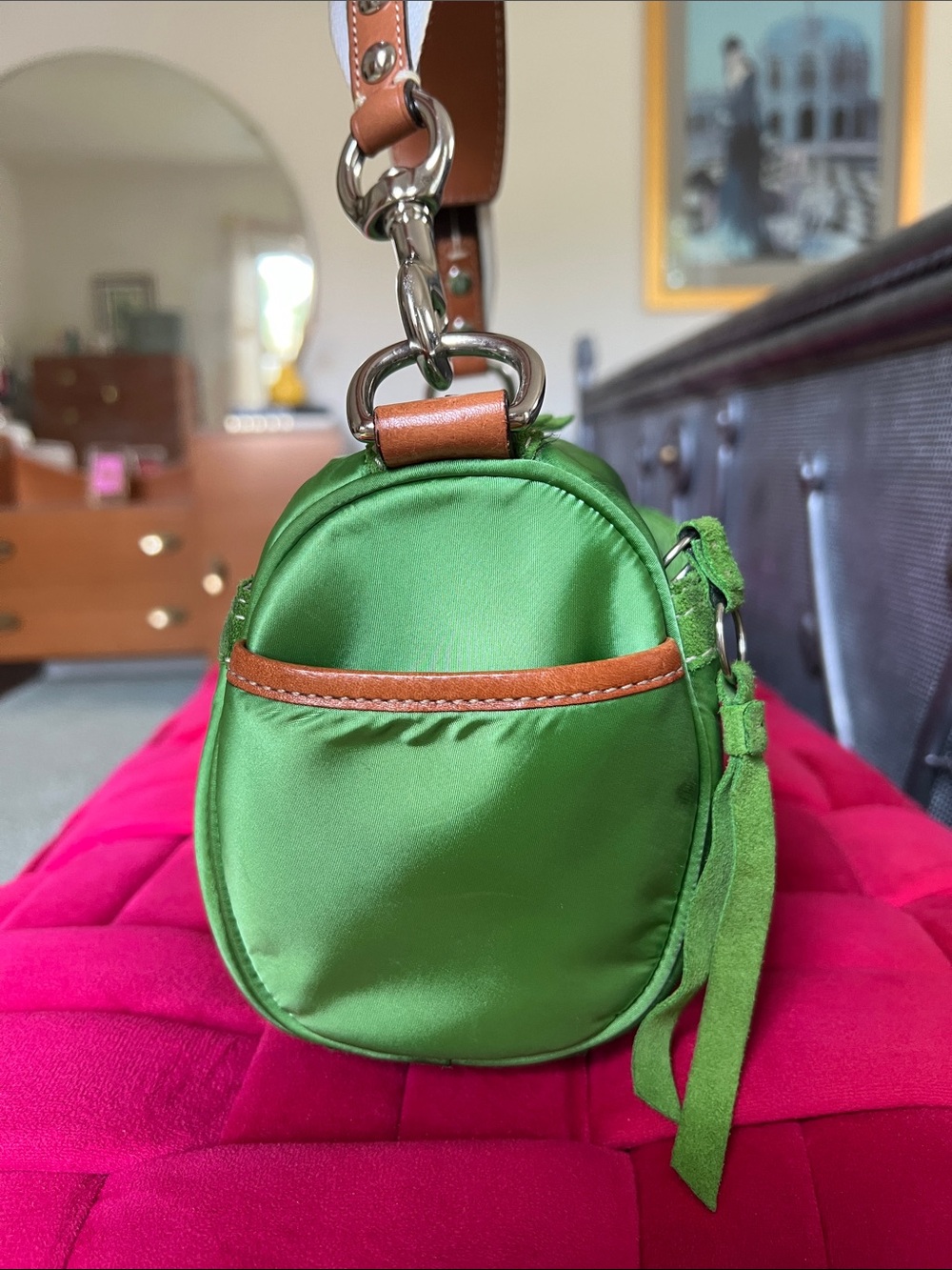 Coach Leatherware Vintage (2006) Barrel Bag-EUC - Picture 8 of 17